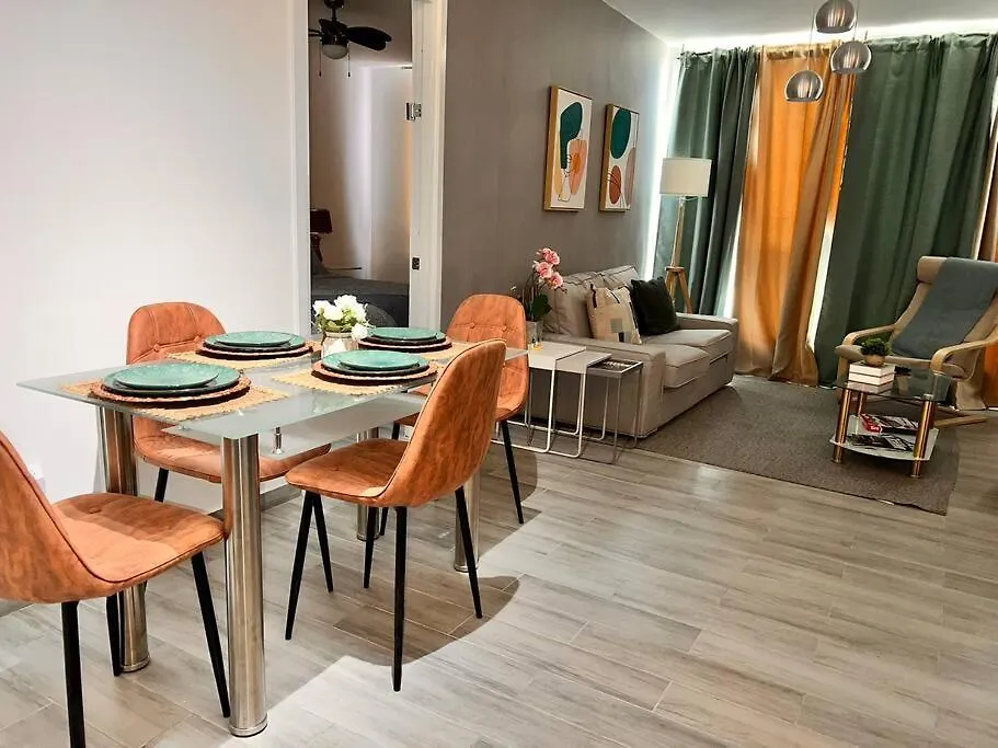 Lovely 3 Bedroom Condo Near Downtown And Foodies 푼타 카나