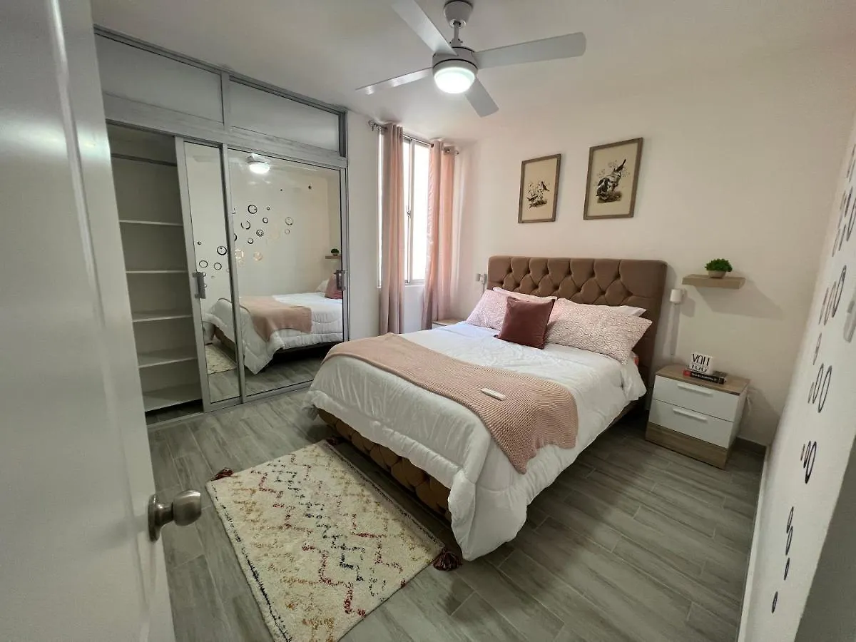 Lovely 3 Bedroom Condo Near Downtown And Foodies 푼타 카나 0*,