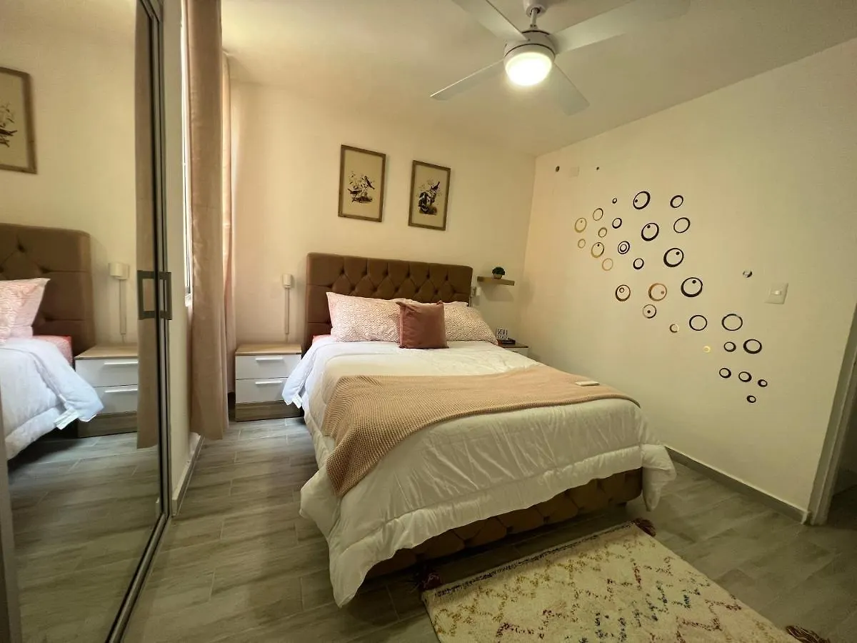 아파트 Lovely 3 Bedroom Condo Near Downtown And Foodies 푼타 카나